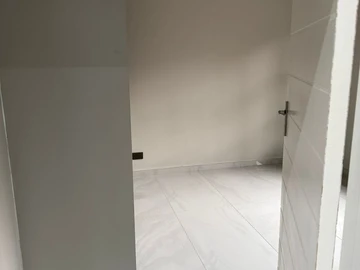 2 Bedroom Garden Flat