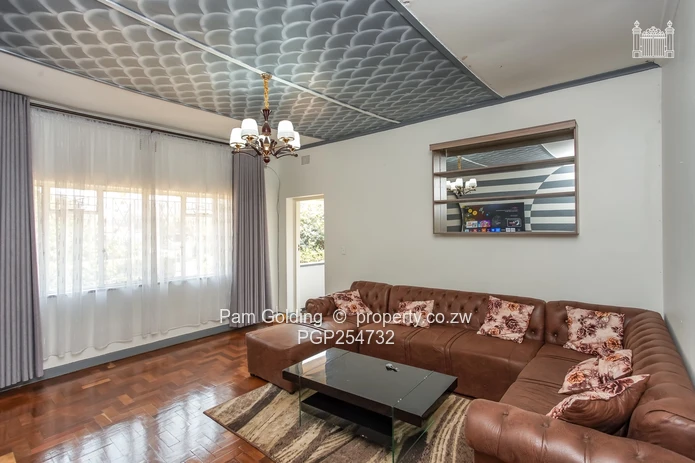 Charming 2-bedroom flat along Ceres Road (Sole Mandate)