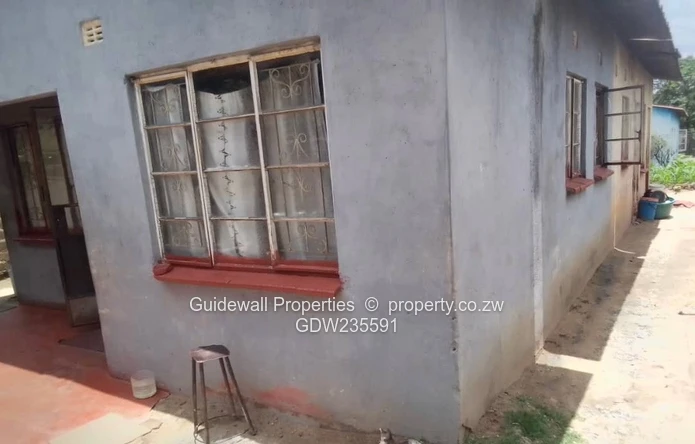 5 roomed house for sale in Highfield