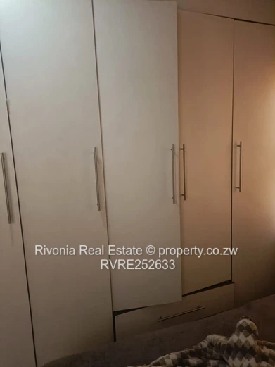 Chitungwiza 5-Bed Home with Borehole & Built-in Wardrobes