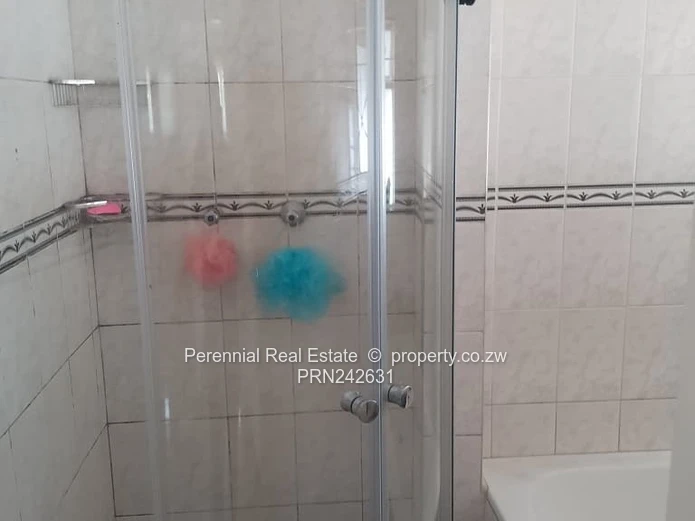 House for rent in Braeside