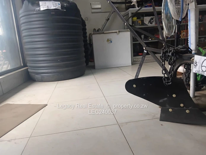 Prime CBD Shop With Factory Option For Rent,Rare Shop Space For Rent In Harare CBD