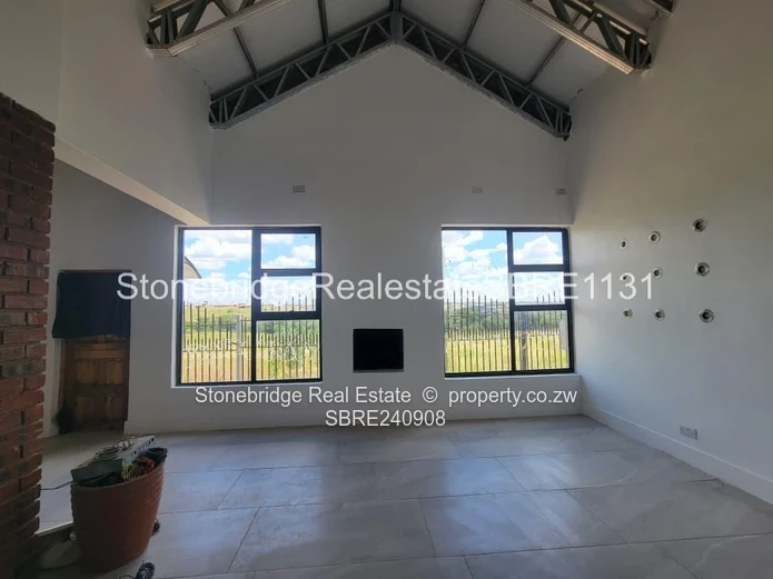 Modern 3 Bedroomed house in Hopelyn for sale