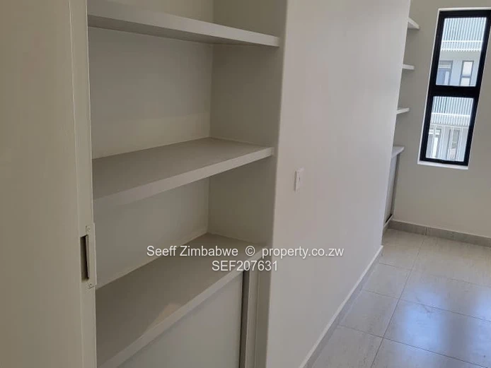 Spacious 2-Bed, 150m² Modern Apartment in Vainona