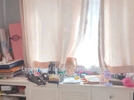 Greystone Park House to Let – 1km from Harare Drive