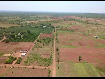 Kadoma 1 acre stands 