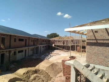 2 Bedroom Flat & Apartment