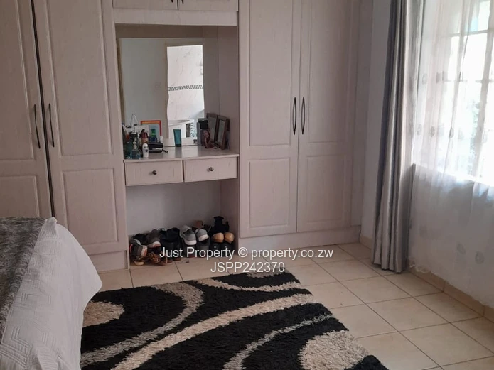 Bluff Hill, Harare West — 3 Bed Townhouse Complex, En-Suite