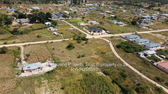 1500 m² Corner Stand with Main Road Frontage — Gutu