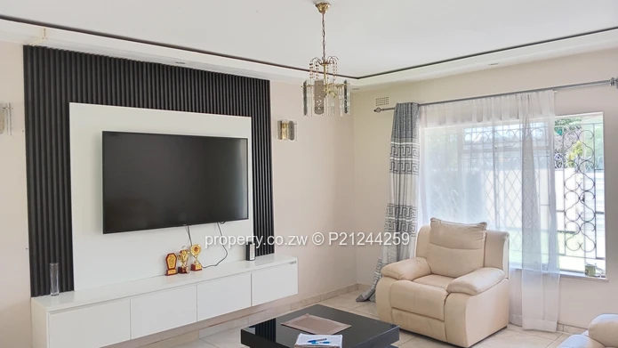 Mabelreign Cotswold Hills