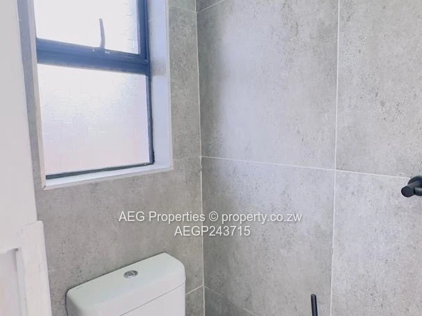 New Listing Avondale Duplex Apartment 