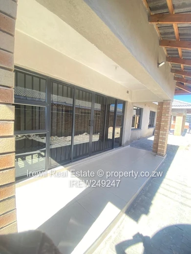 Mabvazuva 4 Bed to Let