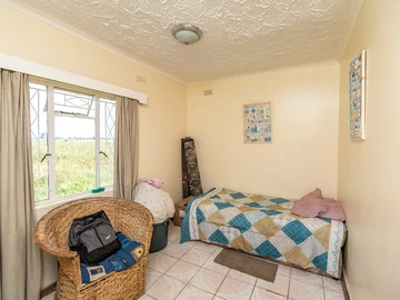 3 Bedroom Flat & Apartment