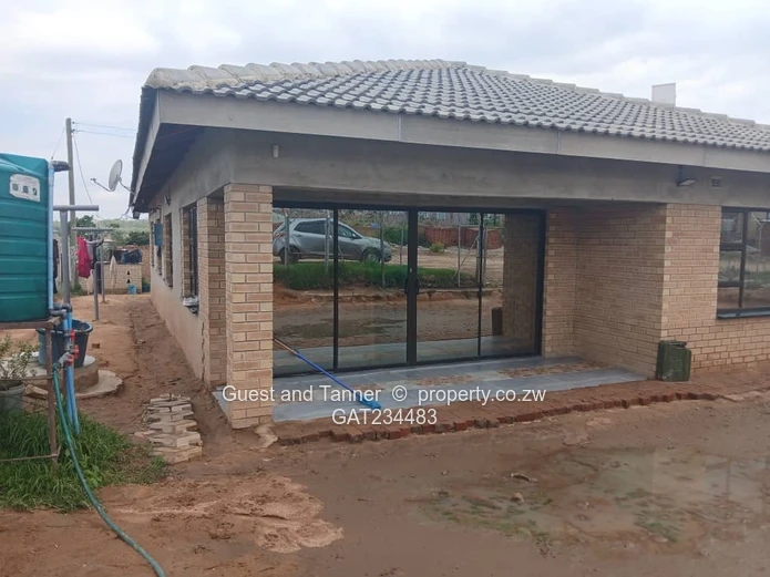 Modern 4-Bedroom House in Cherutombo Extension near Marondera