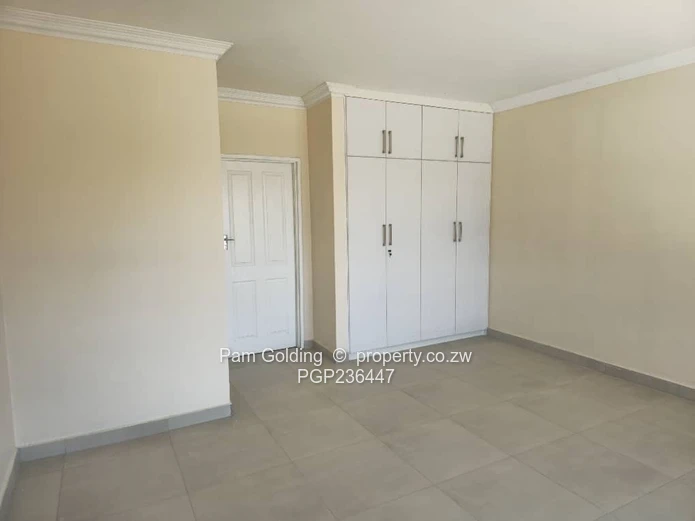 3 Bedroom Cluster For Rent In Manresa