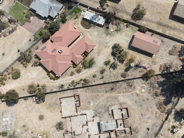 7 Bedroom House