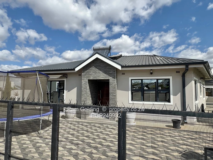 Modern Cluster Home - Arlington Estate 