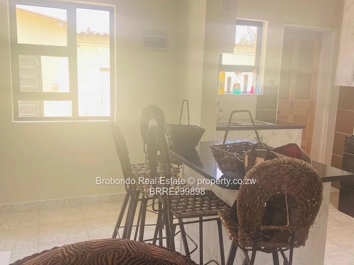 Newly Listed Houghton Park for sale! 