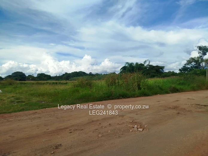 Stand in Established Mabelreign Neighborhood