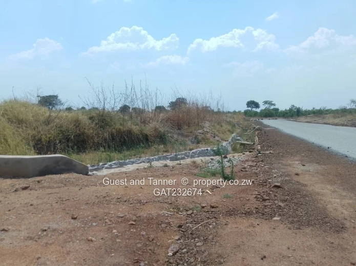 Residential Stand for Sale in Johannesburg Norton Near Harare – 300sqm with Sewers and Tarred  Roads