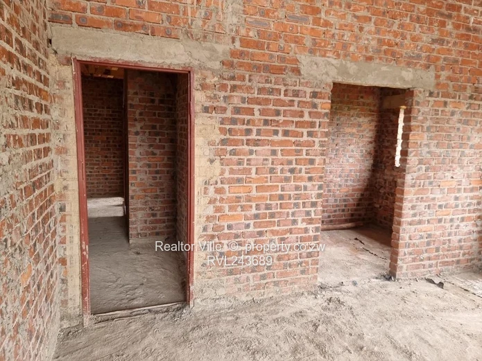 4 Bedroom Incomplete House in Mabvazuva 