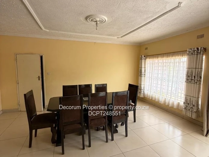 ?? **Borrowdale Quinnington – Spacious Furnished Accommodation To Let | USD $1,200 per Month**