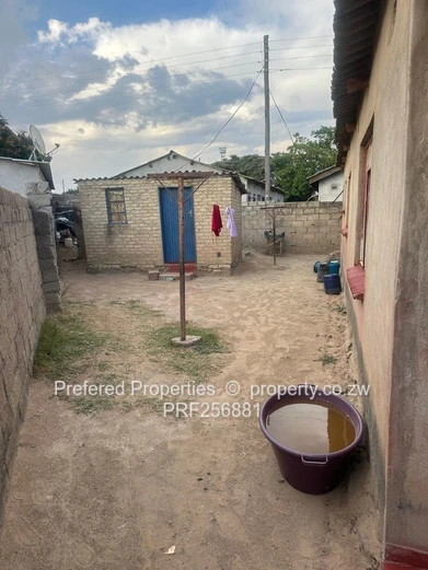Affordable 3-Bed Home in Zengeza — 200sqm, Good ZESA (Sole Mandate)