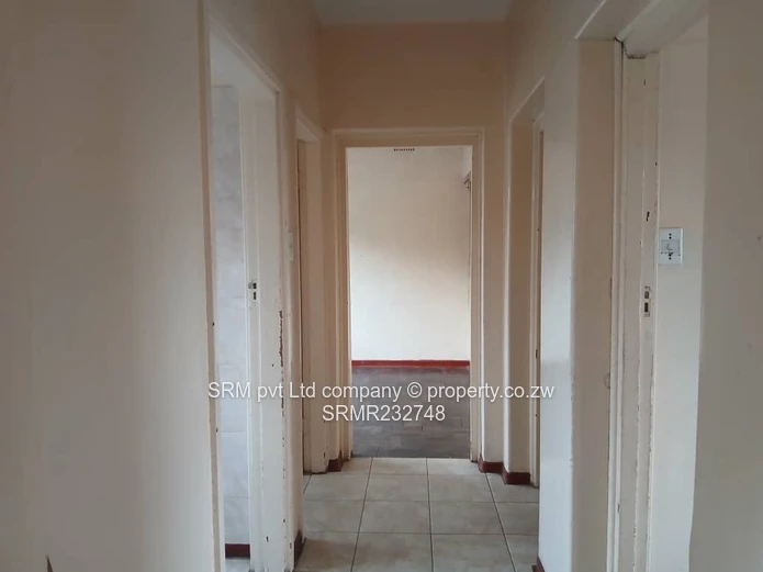 A 2 bedroomed flat to let in Mabelreign 