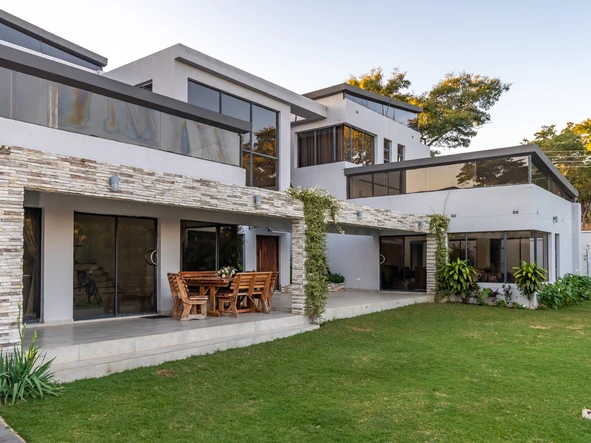 6 Bedroom Townhouse Complex