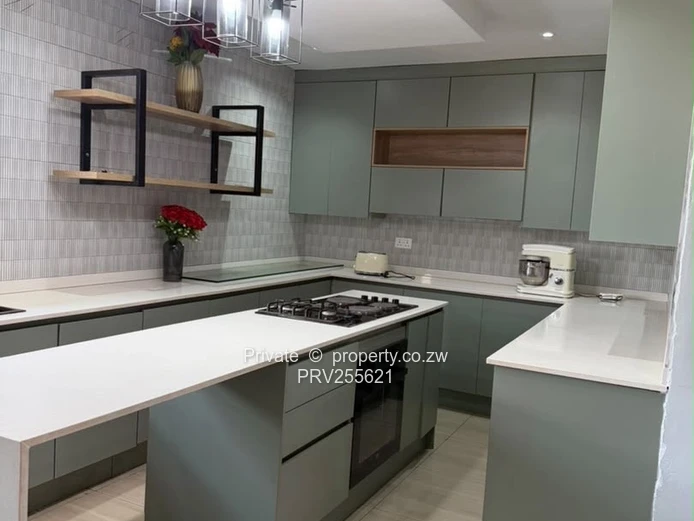 Cluster House to rent in New Marlborough