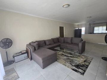 3 Bedroom Garden Flat