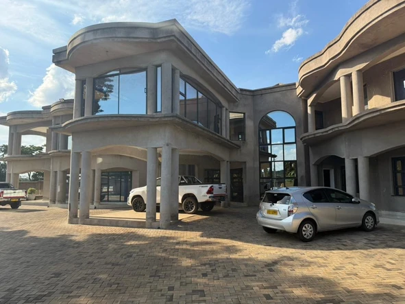 6 Bedroom House