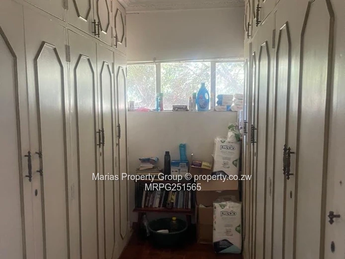 Alexandra Park Double Storey Furnished Home with Pool & Garden