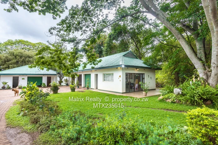 6 Bedroom House for Sale in Chisipite