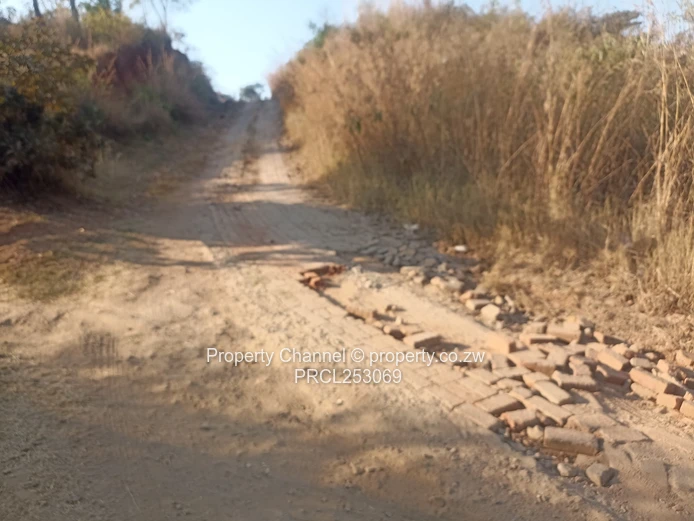 2500m² Sloping Stand with Road Access & Power, Philadelphia, Harare North