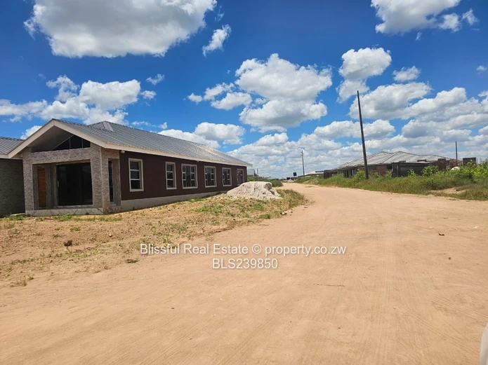 Stand for Sale in Zimre Park Extension