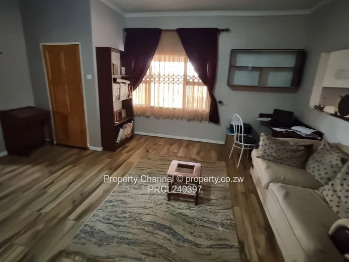 Prime Pomona Home | 1800sqm | Title Deeds Available (Sole Mandate)