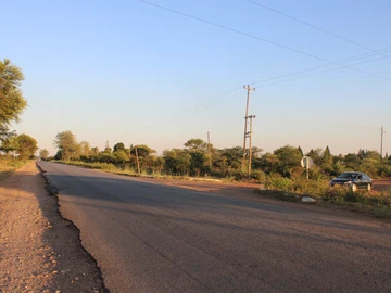 Commercial & Industrial Land