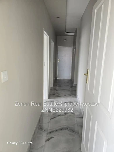 4bed house in Southview ,solar backup ,borehole 500/month (Sole Mandate)