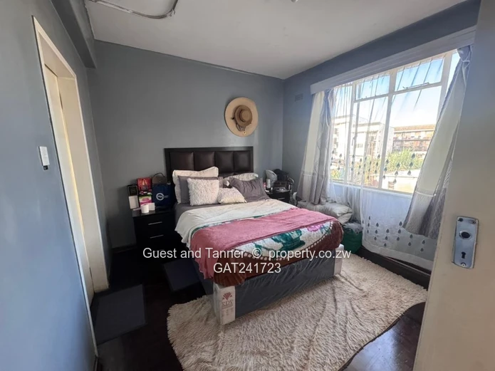 1 Bed Flat For Sale Avenues area (Sole Mandate)