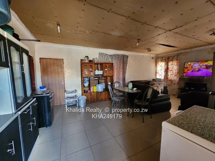 Damofalls 3 Bedroom House