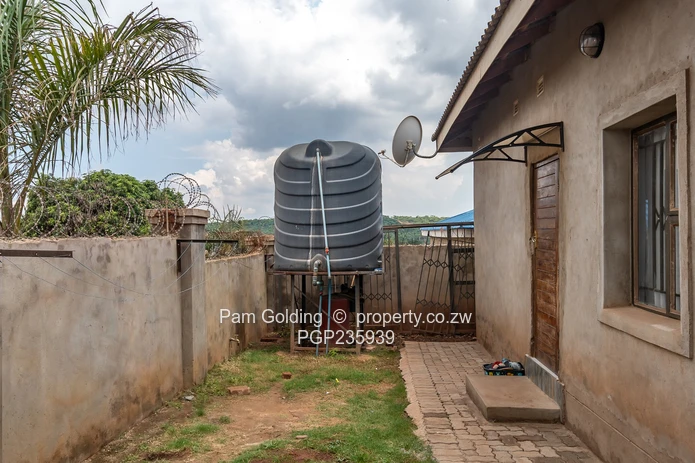 Neat Recently Built Home!