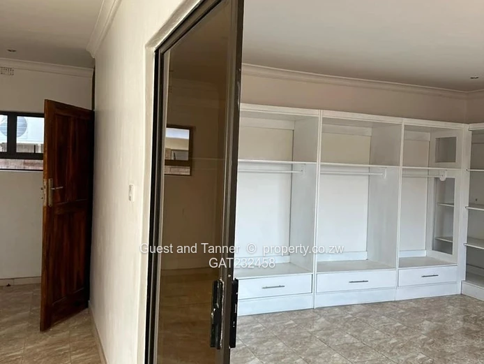 Luxury 5-Bedroom Home for Sale in Selbourne Park – Prime Location Near Bulawayo