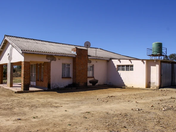 Spacious Family Home On Productive 6.41-Acre Plot