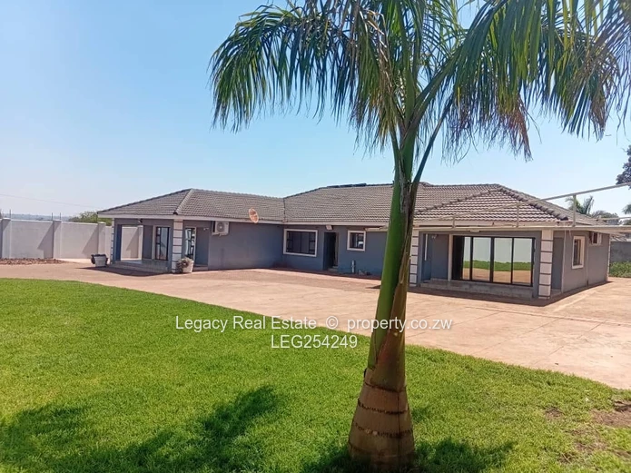 5-Bed Shawasha Hills Home — Modern Kitchen & Borehole