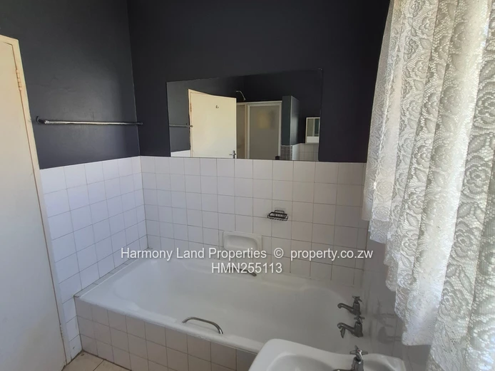 Milton House for Rent- 1500 (Sole Mandate)