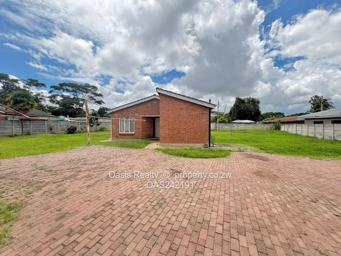 Prime Westgate Family Home – Spacious 1,300 sqm Stand with Exceptional Expansion Potential