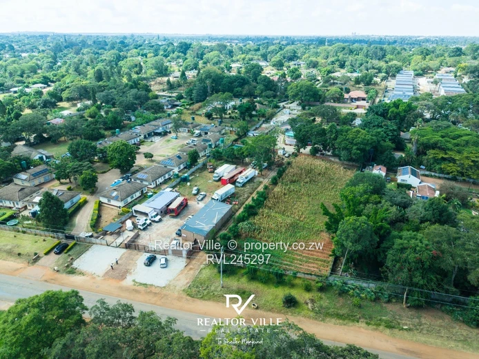 Prime Greendale 6000m² — Main Road Frontage, Sewered & Subdividable