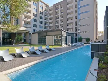 2 Bedroom Flat & Apartment