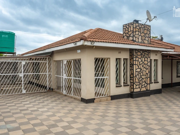 4 Bedroom House